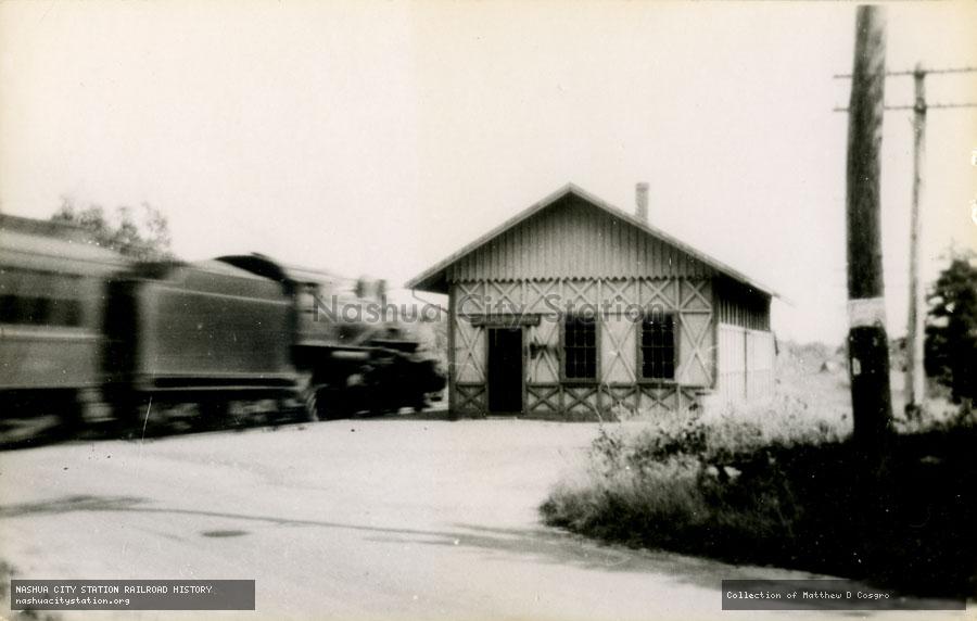 Postcard: New Haven Railroad Station, Highland Lake, Massachusetts